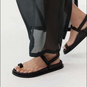 ST. AGNI Keko Sandals Size EU40/9.5US Black Leather $287 NIB NEW